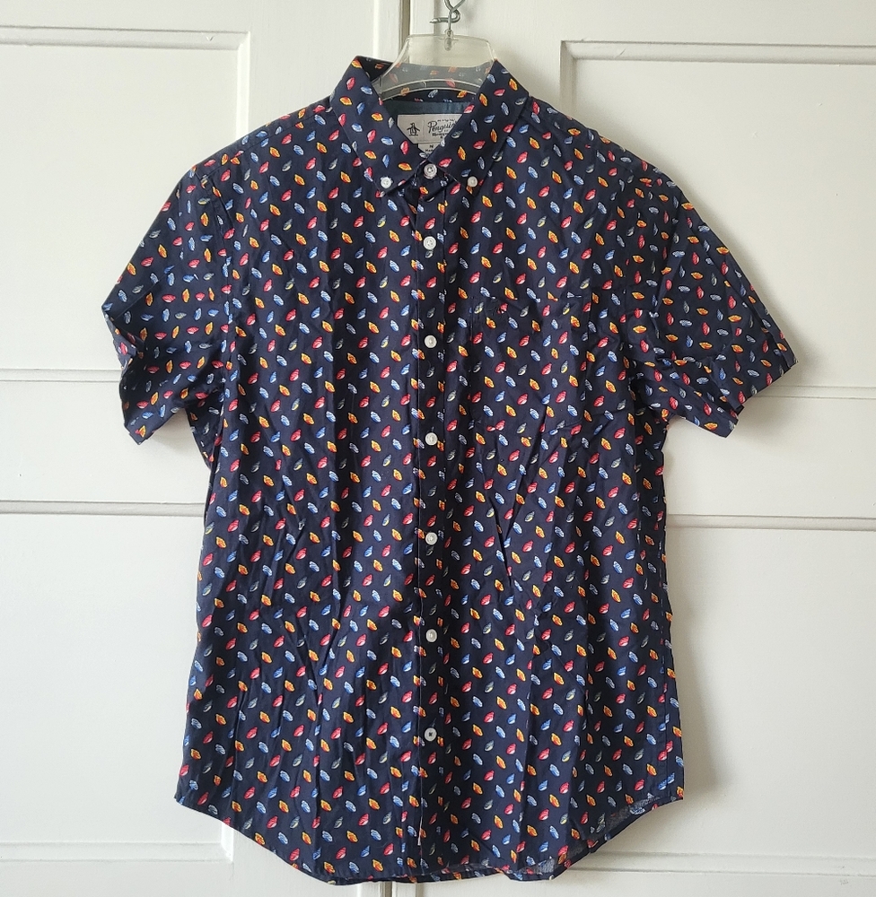 Penguin by Munsingwear Navy Button Down Multicolor Shell Print Medium